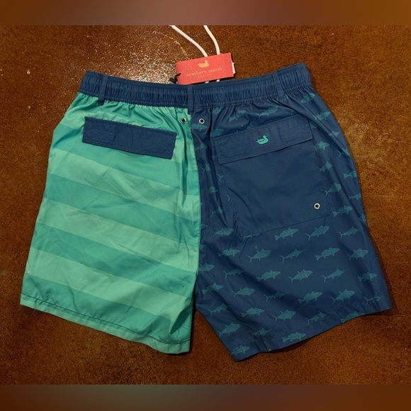 NWT Men’s SOUTHERN MARSH Harbor Swim Trunk-Freedom Fish. - Picture 5 of 5